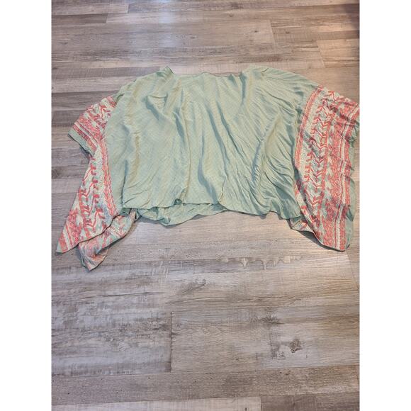 One world xl-xxl light sage green women's poncho new with tags - Picture 3 of 7